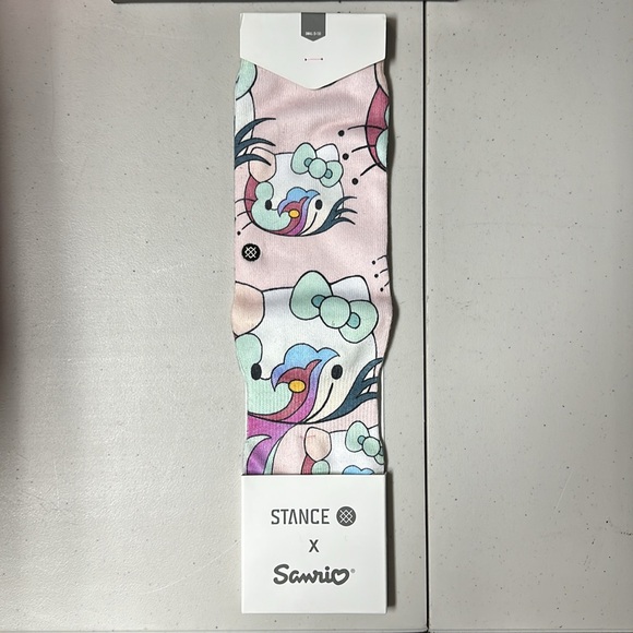 STANCE x Sanrio “Hello Kitty” Socks Sz. Small (5 - 7.5) NWT - Picture 1 of 5